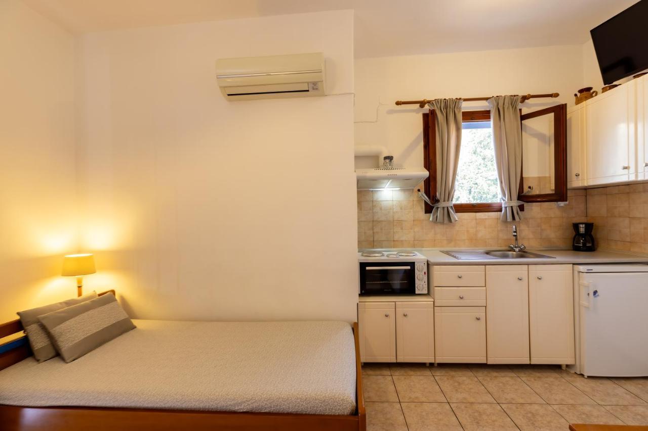 Katerina Mparou Apartment *